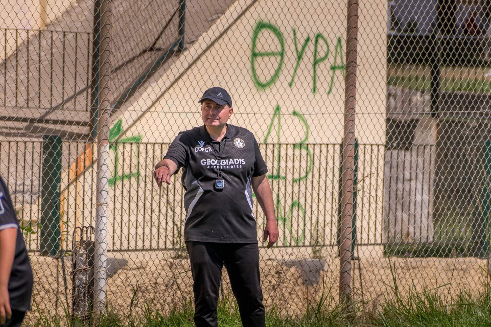 Στιγμή καθοδήγησης σε προπόνηση της Alana FC